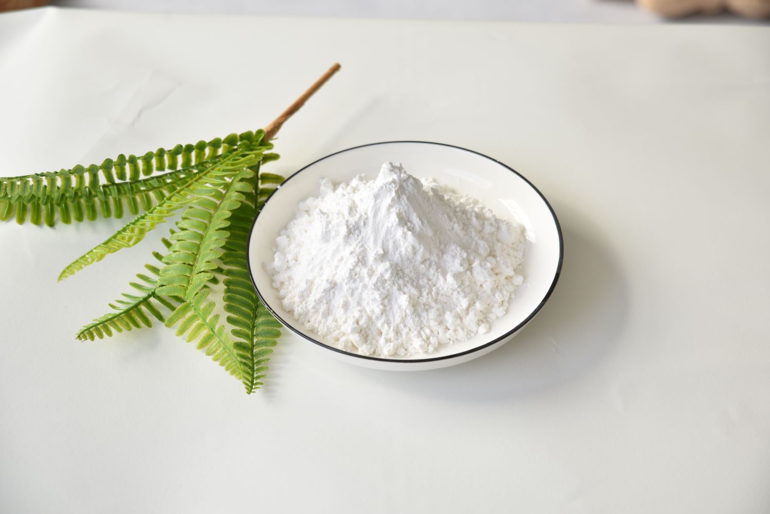 An chéad bunúsach sintéiseithe ag fear: vanillin