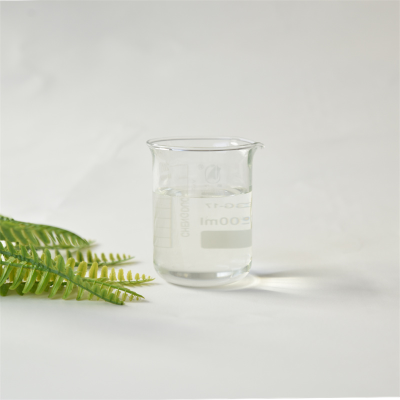 Dieitiléin glycol éitear monomethyl CAS 111-77-3